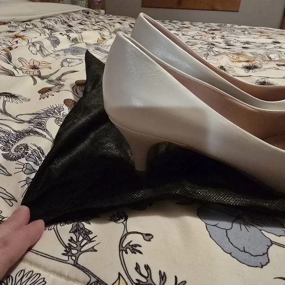 Women's White Pumps - Picture 2 of 2